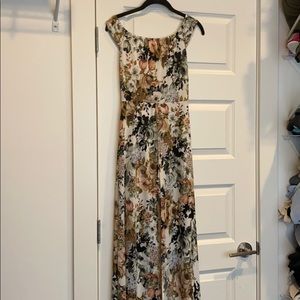 Maxi dress with shorts and slit